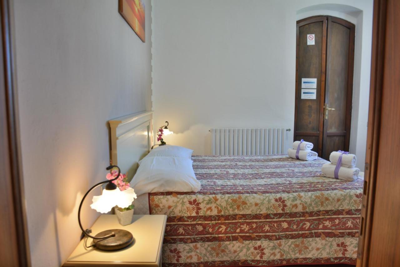 Hotel Villa Paradiso ริปาร์เบลลา ภายนอก รูปภาพ