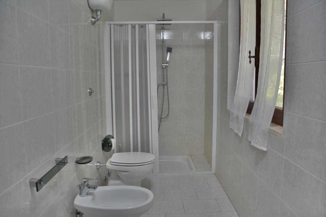 Hotel Villa Paradiso ริปาร์เบลลา ภายนอก รูปภาพ
